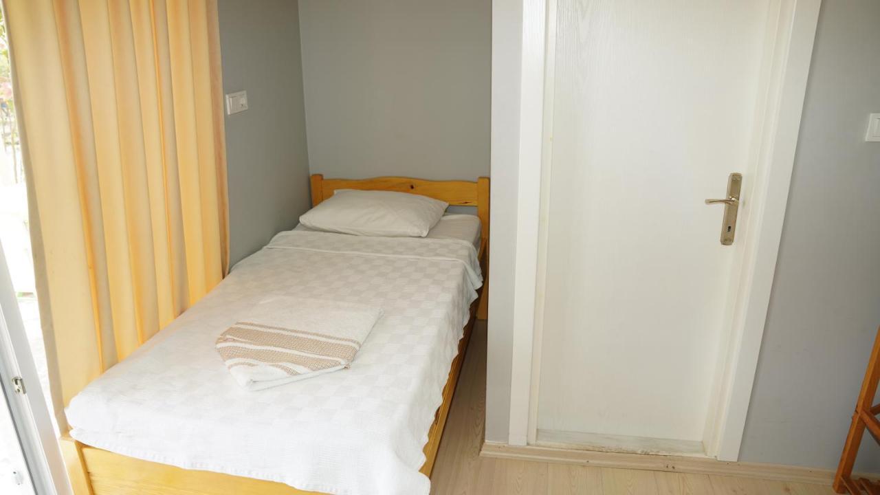 Yelken Bungalov Bed and Breakfast Milas Exteriör bild
